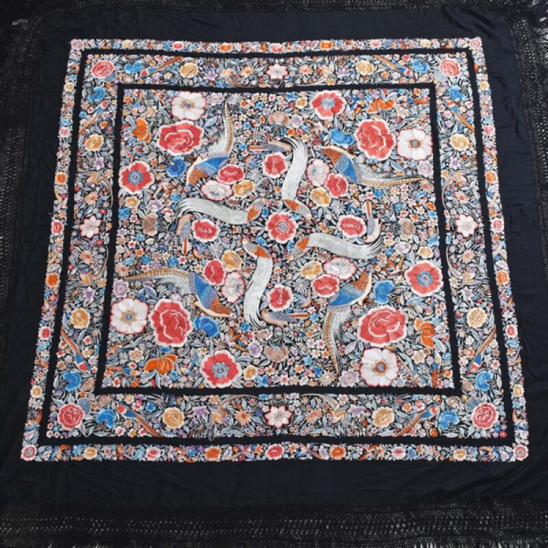 Black Spanish piano Shawl - Image 2