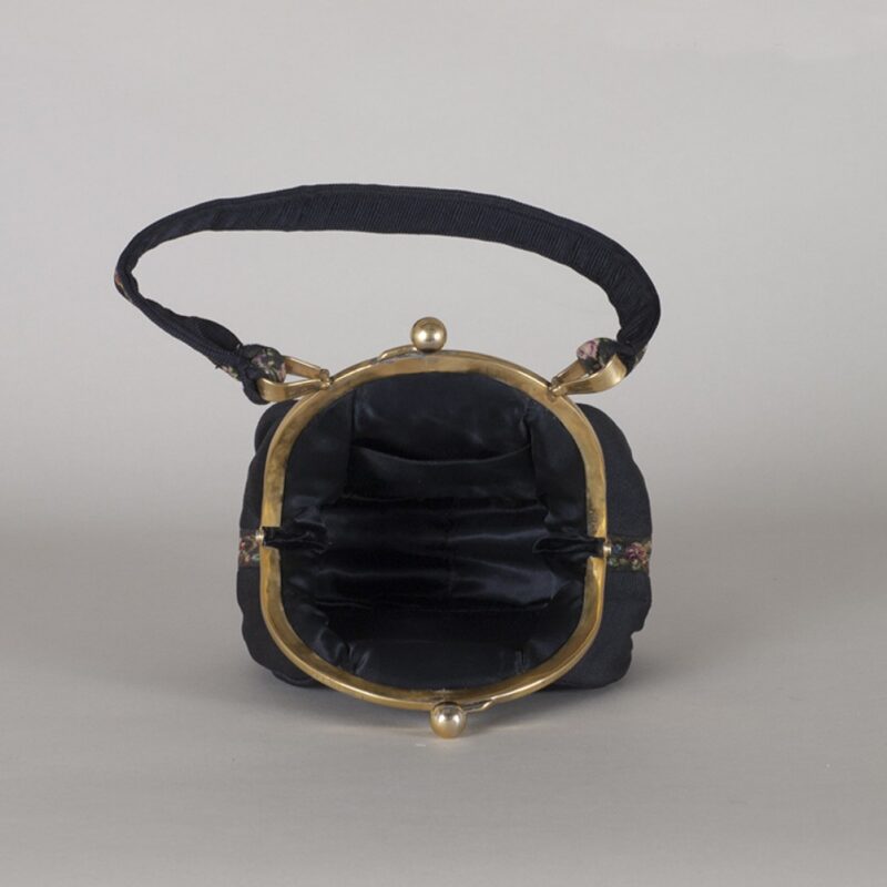 Petit point vintage handbag - Image 4