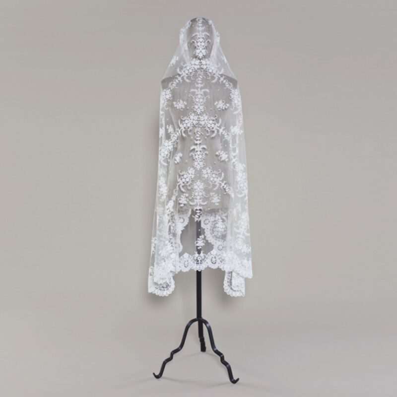 Mantilla nueva triangular trébol - Imagen 5