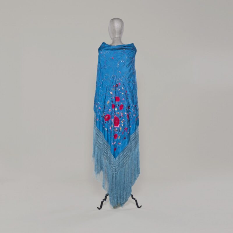 Antique turquoise spanisch Piano Shawl - Image 2