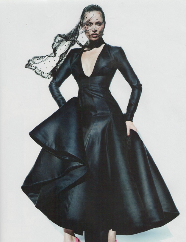 Kate Moss por Mario Testino para Vogue L'Arca bcn