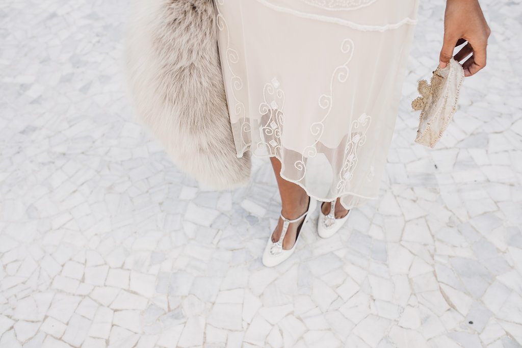 Dress-and-shoes-bride-1920s