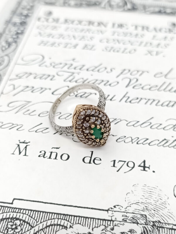 Engagement ring Elizabethan style