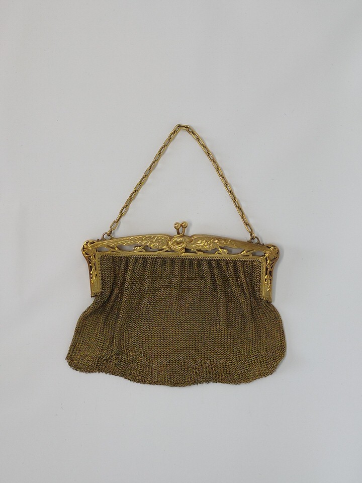 golden-mesh- purse