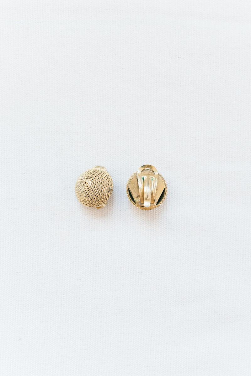 vintage-button-earrings