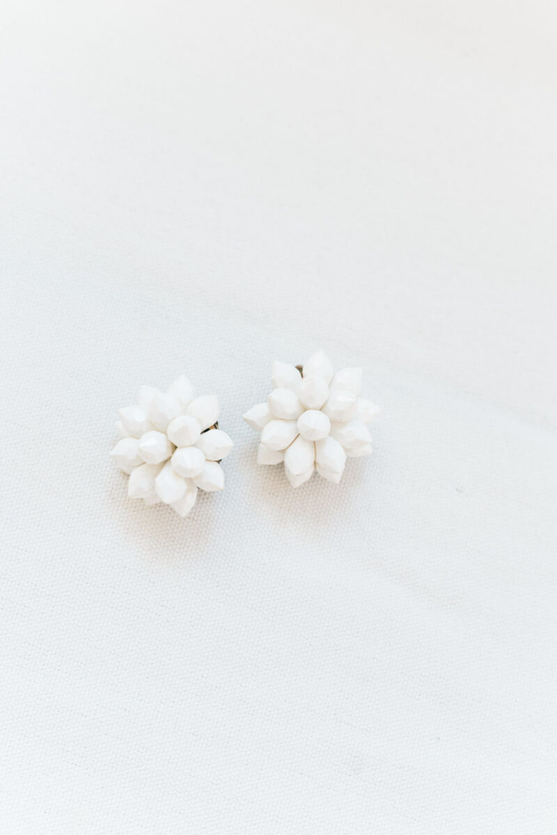 White vintage botton earrings