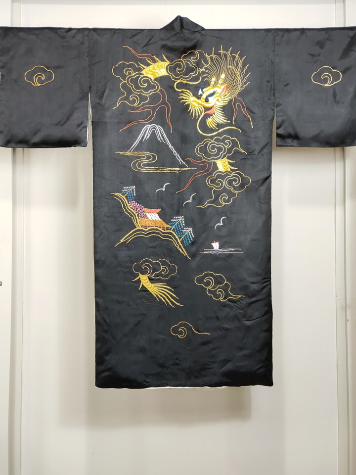 kimono-dragon-embroidery