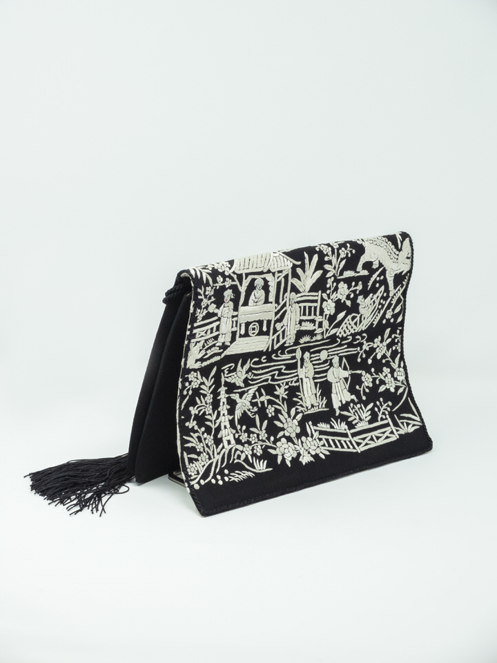 embroidery-vintage-handbag
