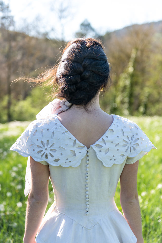 linen-vintage-withe-wedding-dress
