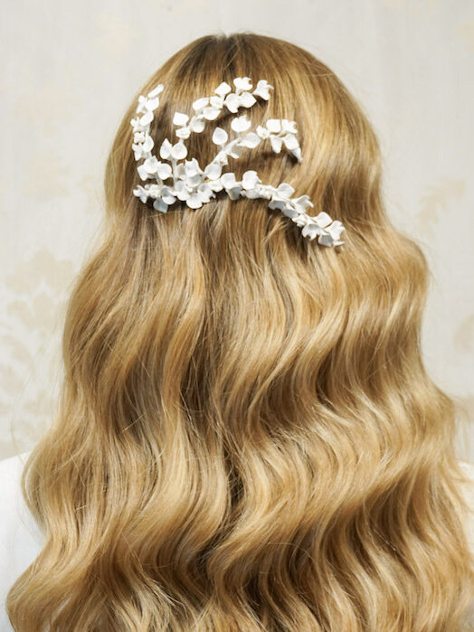 bridal headdress with flowers for loose hair