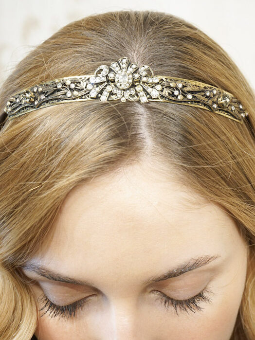 tiara for bride with loose hair