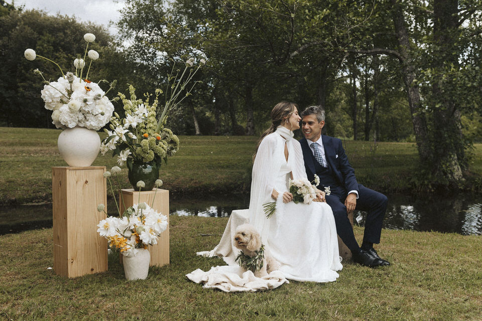 novia-capa-vestido-sencillo