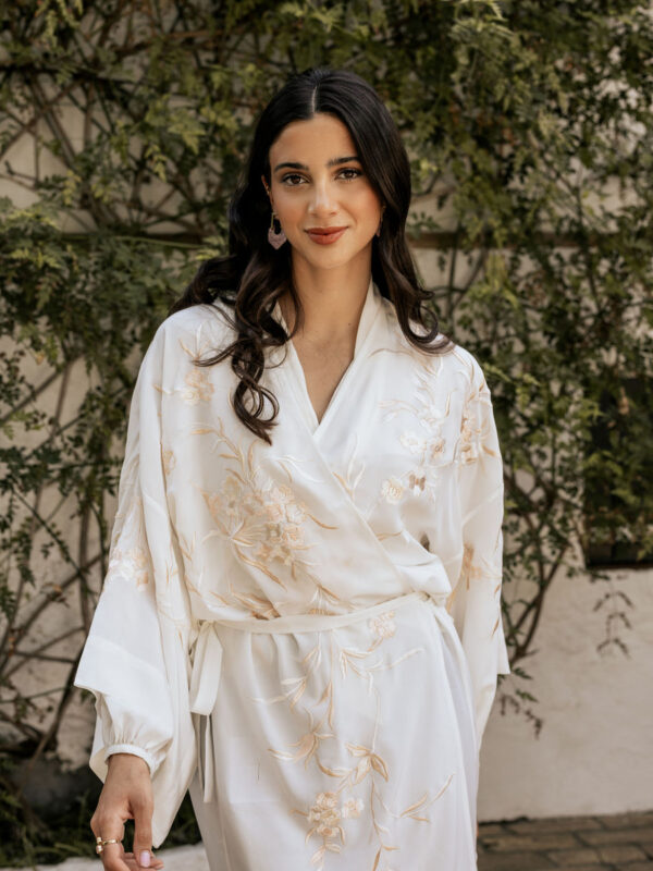 bata de novia bordada kimono