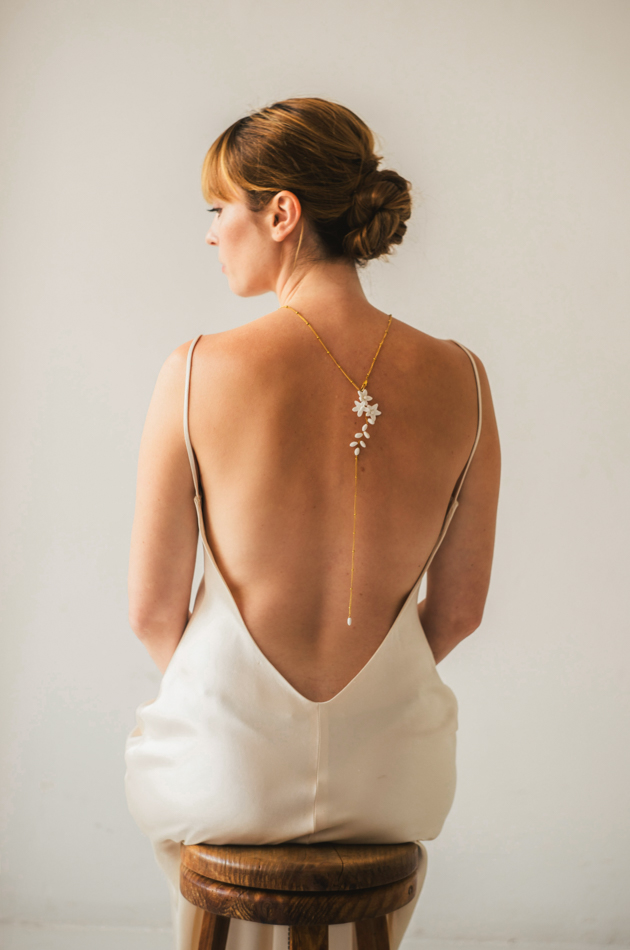 Collar para novia ecote espalda