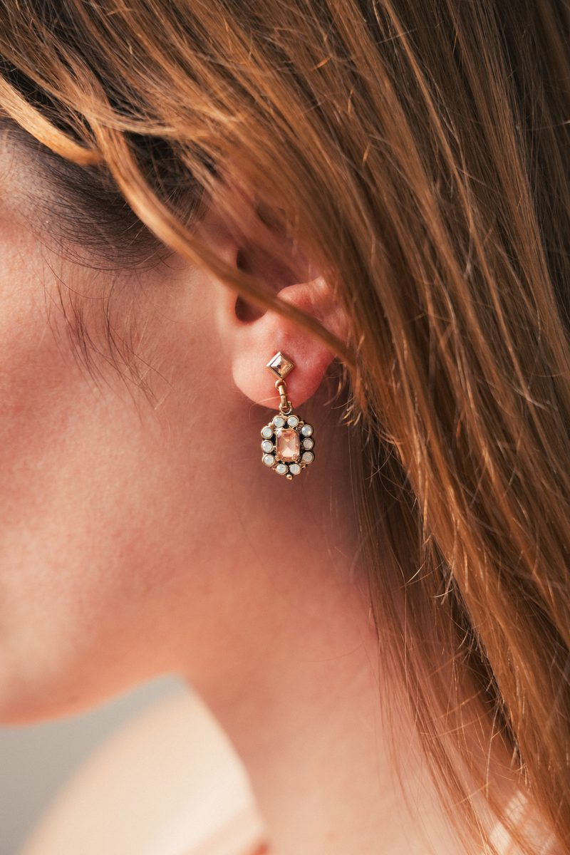 pendientes estilo antiguo dorados