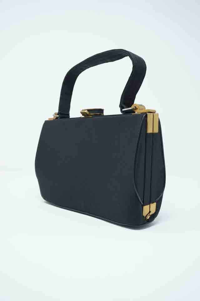 bolso rigido vintage negro