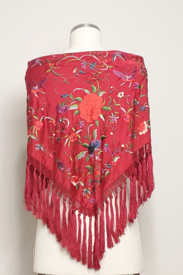 Spanish triangular shaped shawl