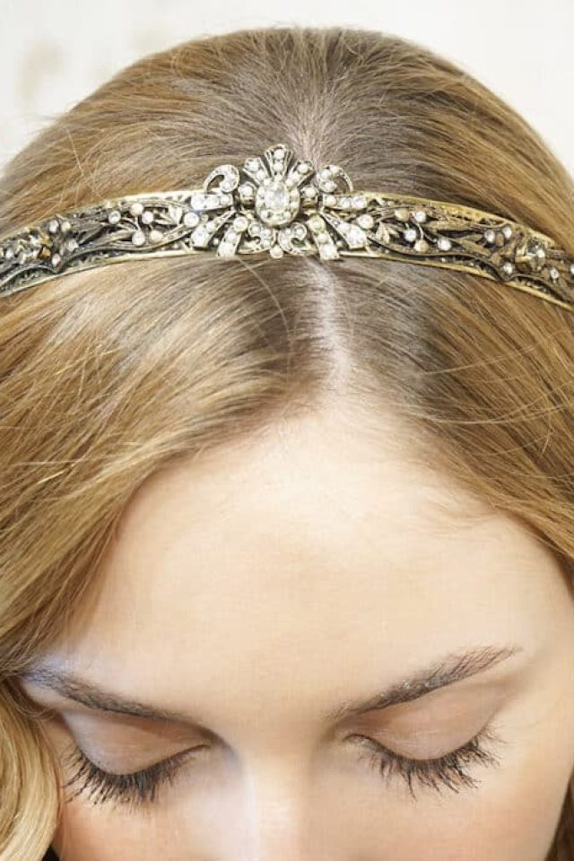 tiara for bride with loose hair