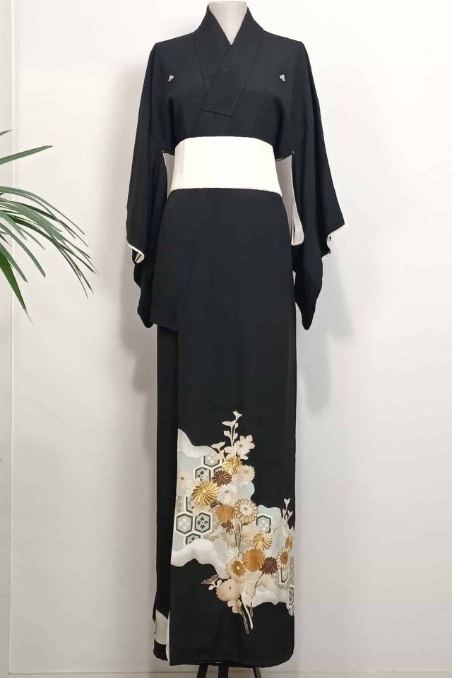 black-kimono-vintage