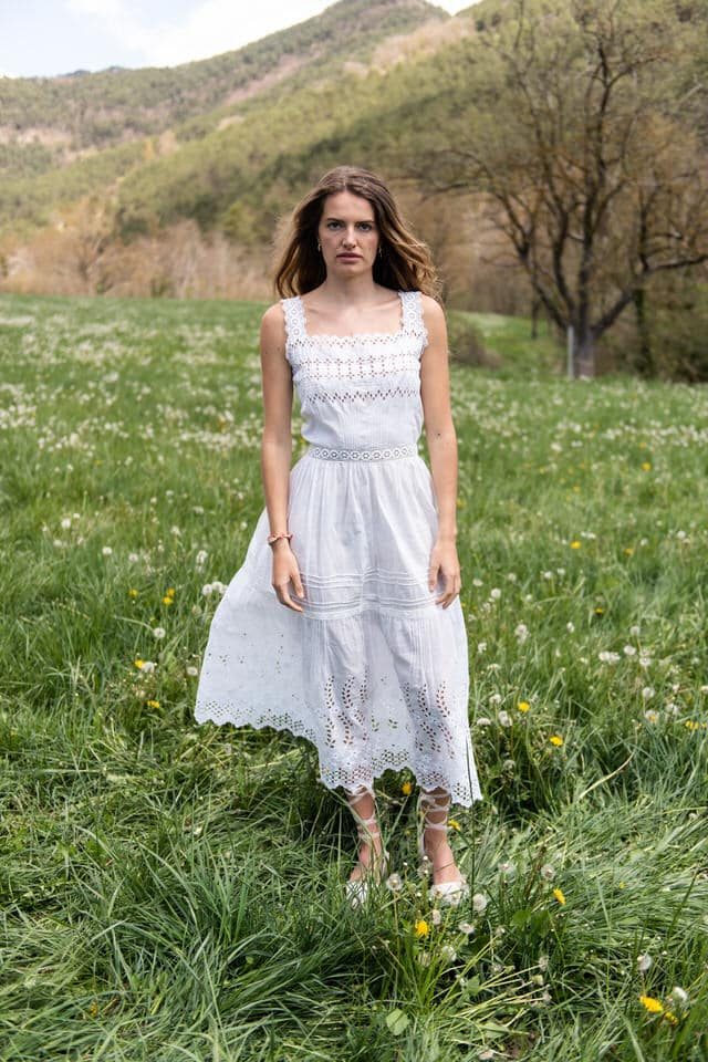 white-lace-dress